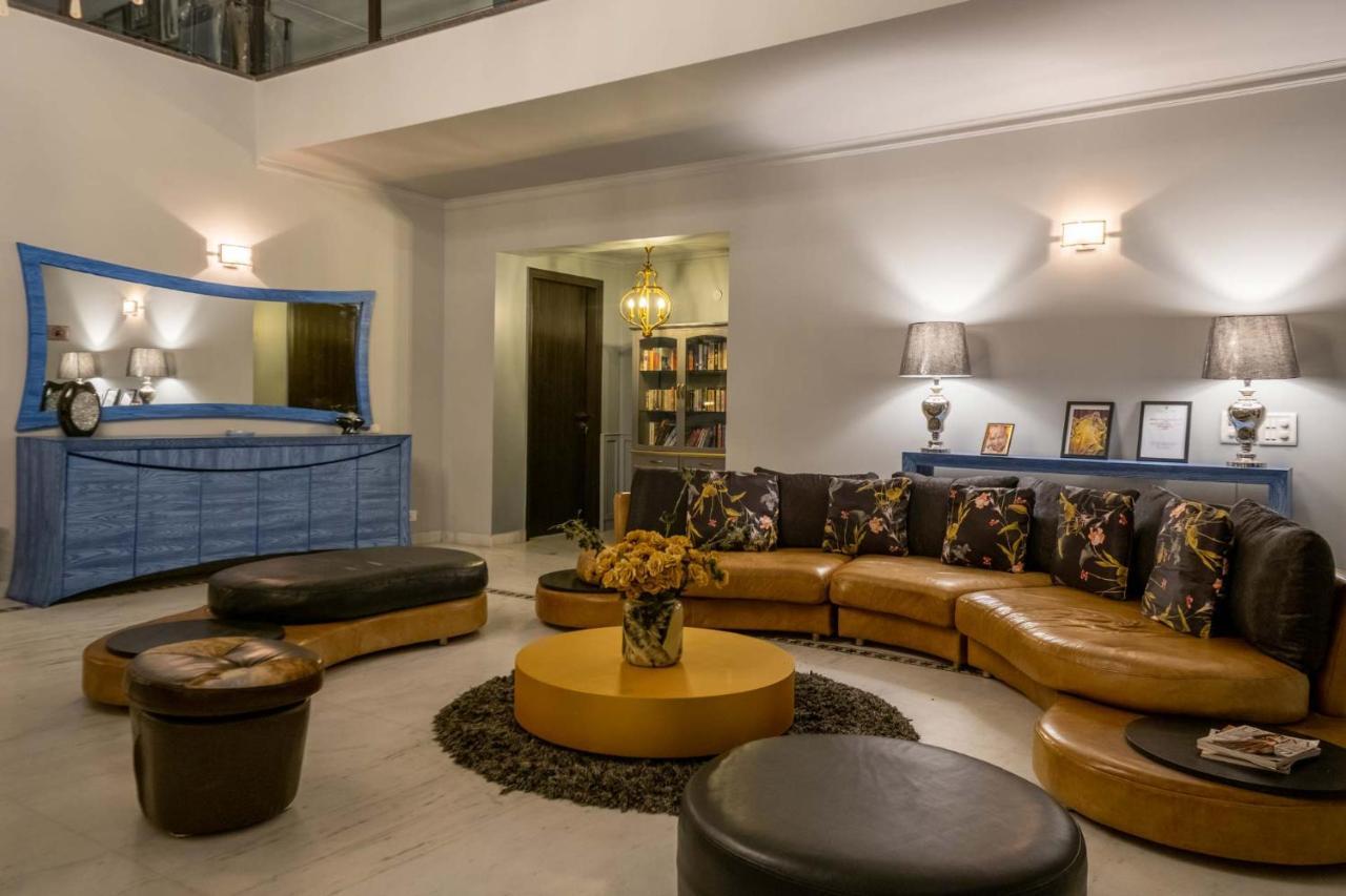 Stayvista At The Banyan Abode With Pool Table, Pet Friendly & Outdoor Pool Manesar Ngoại thất bức ảnh
